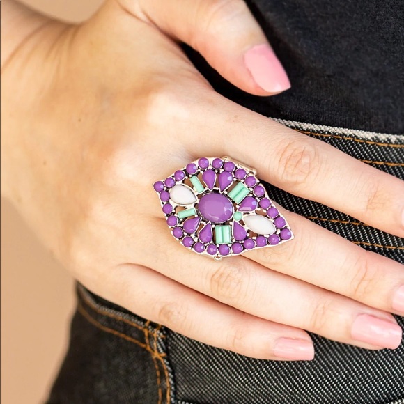 Paparazzi Jungle Jewelry-purple ring